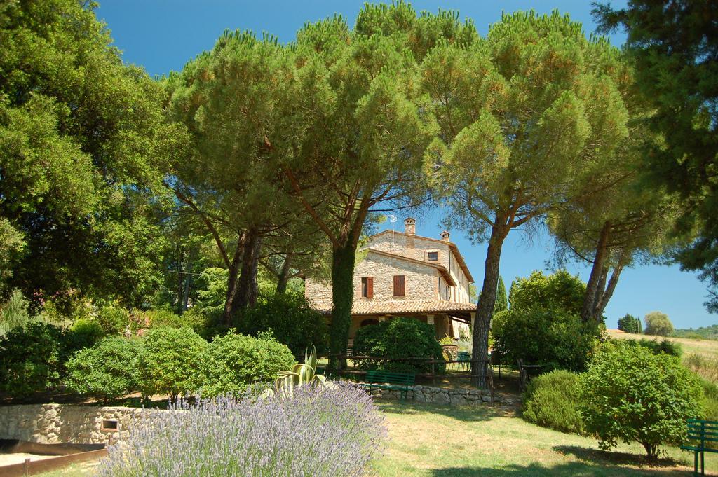 Agriturismo Casale Dei Frontini San Terenziano エクステリア 写真