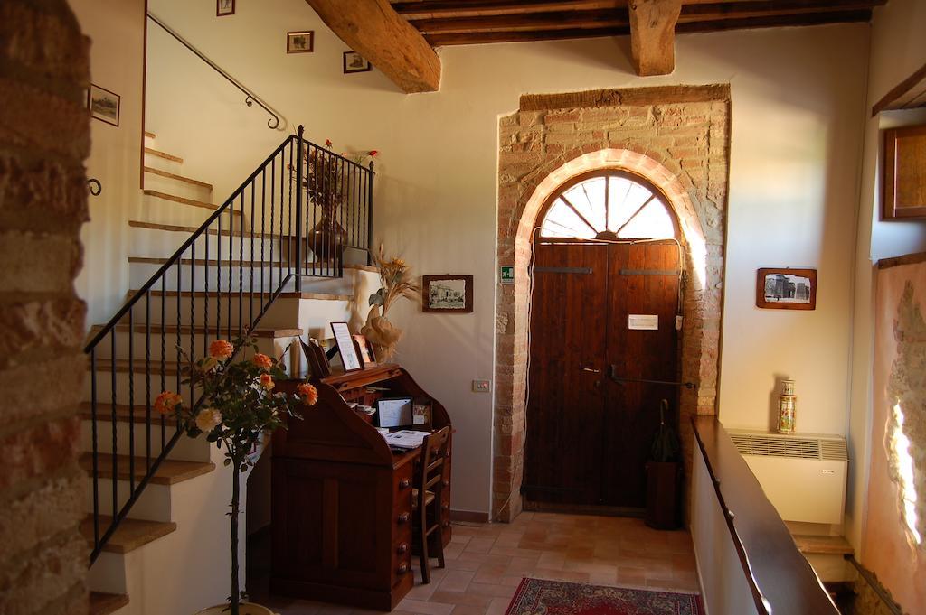Agriturismo Casale Dei Frontini San Terenziano エクステリア 写真