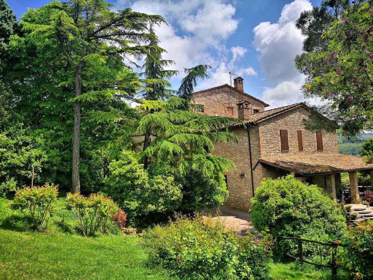 Agriturismo Casale Dei Frontini San Terenziano エクステリア 写真