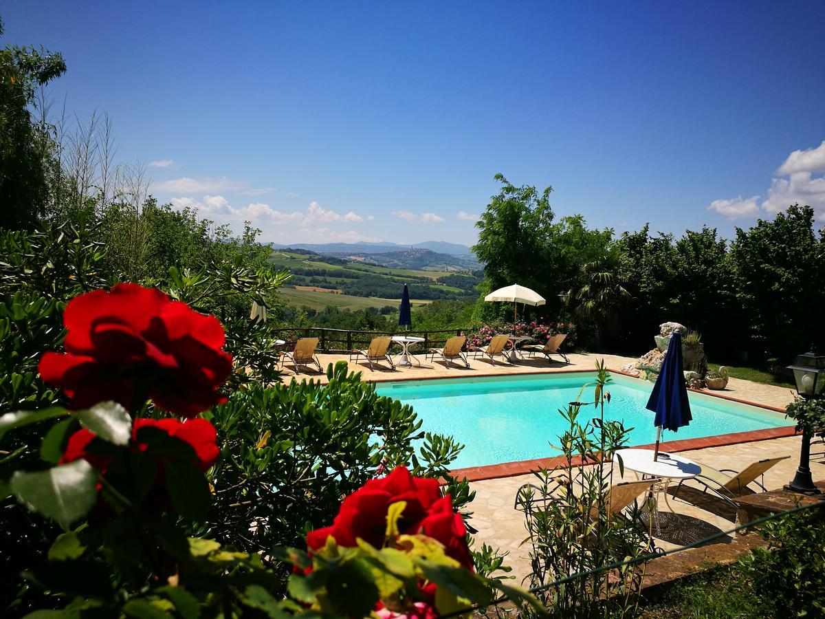 Agriturismo Casale Dei Frontini San Terenziano エクステリア 写真