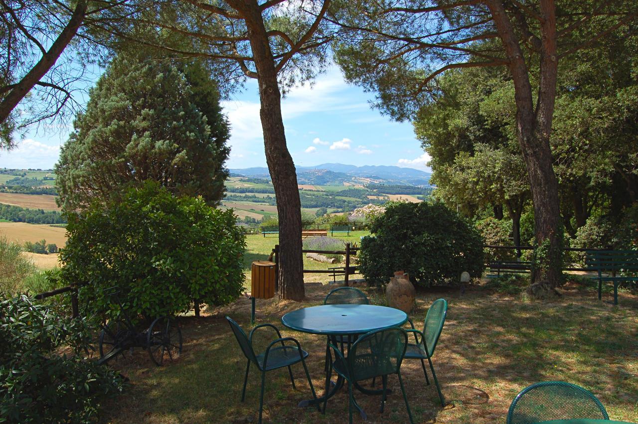 Agriturismo Casale Dei Frontini San Terenziano エクステリア 写真