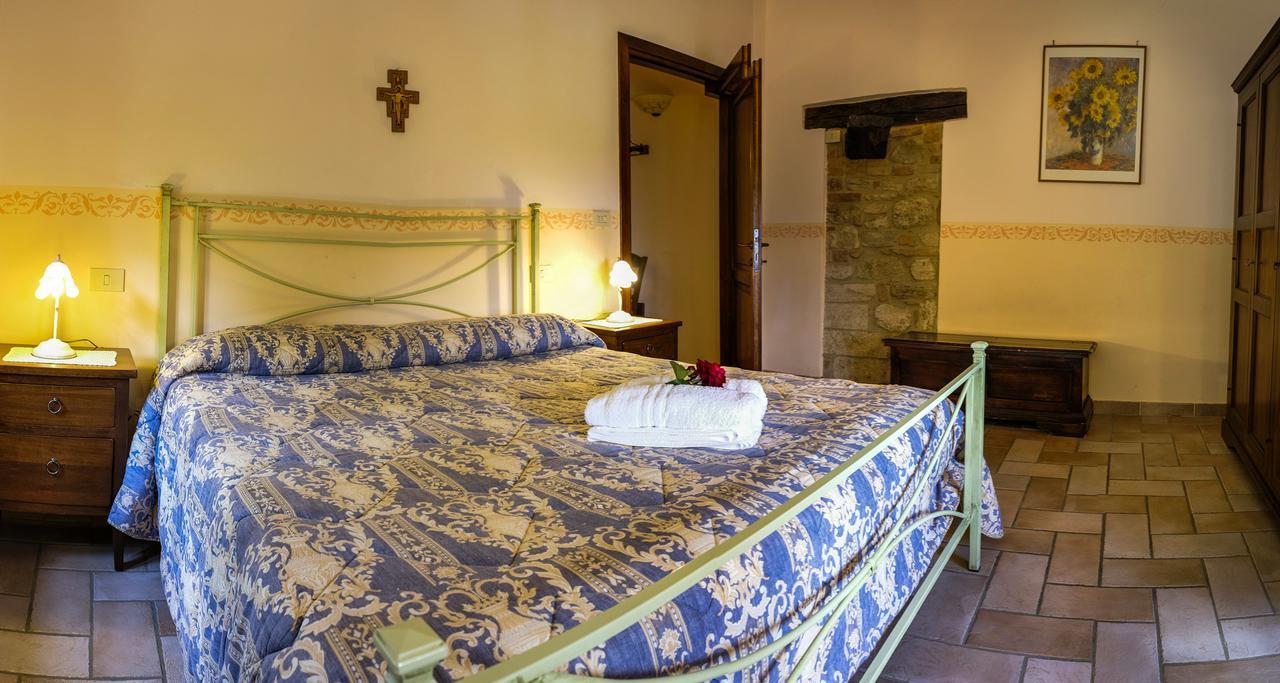 Agriturismo Casale Dei Frontini San Terenziano エクステリア 写真